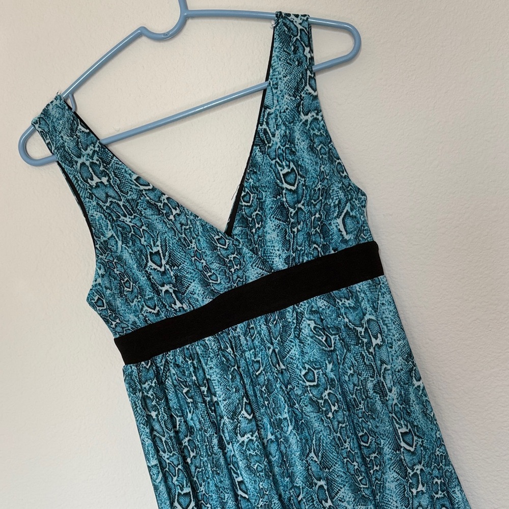 Blue Snake Print Sleeveless Dress